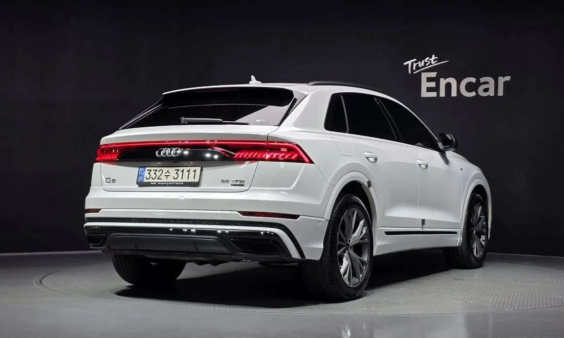 Audi Q8 — фото 5