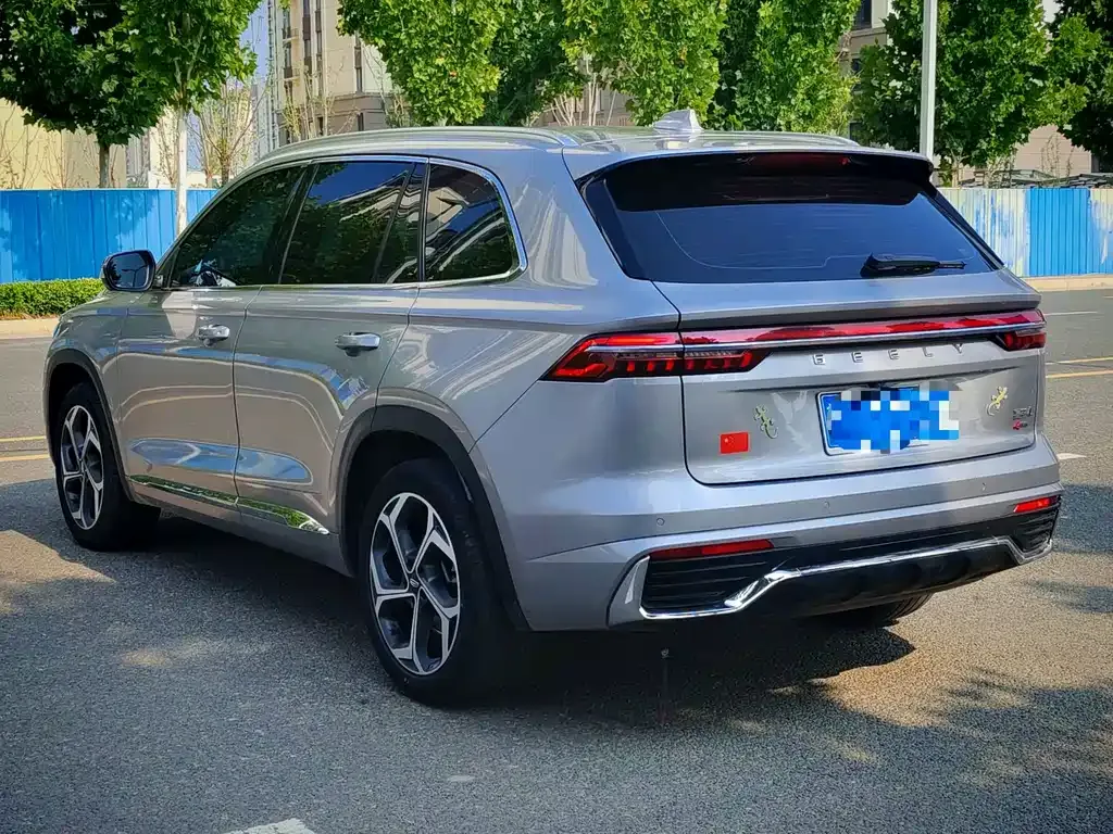 Geely Xingyue L — фото 4