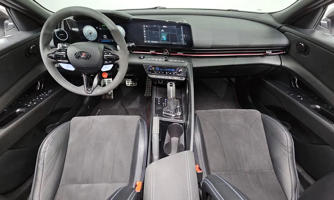 Hyundai AVANTE — фото 8