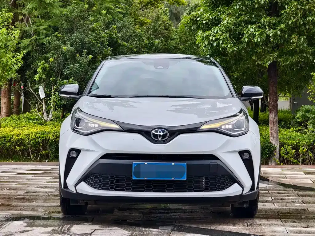 Toyota C-HR — фото 3