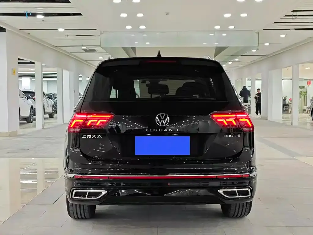 Volkswagen Tiguan L — фото 5
