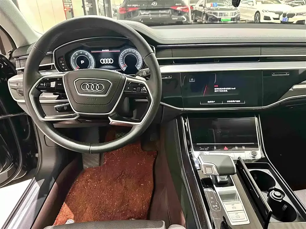 Audi A8 — фото 10