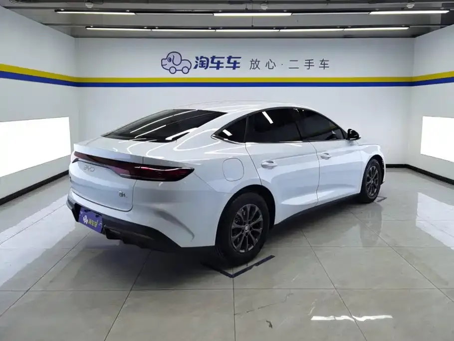 BYD Qin L — фото 6