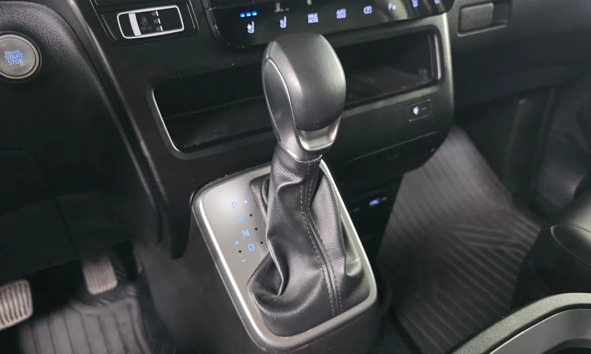 Hyundai Staria — фото 6