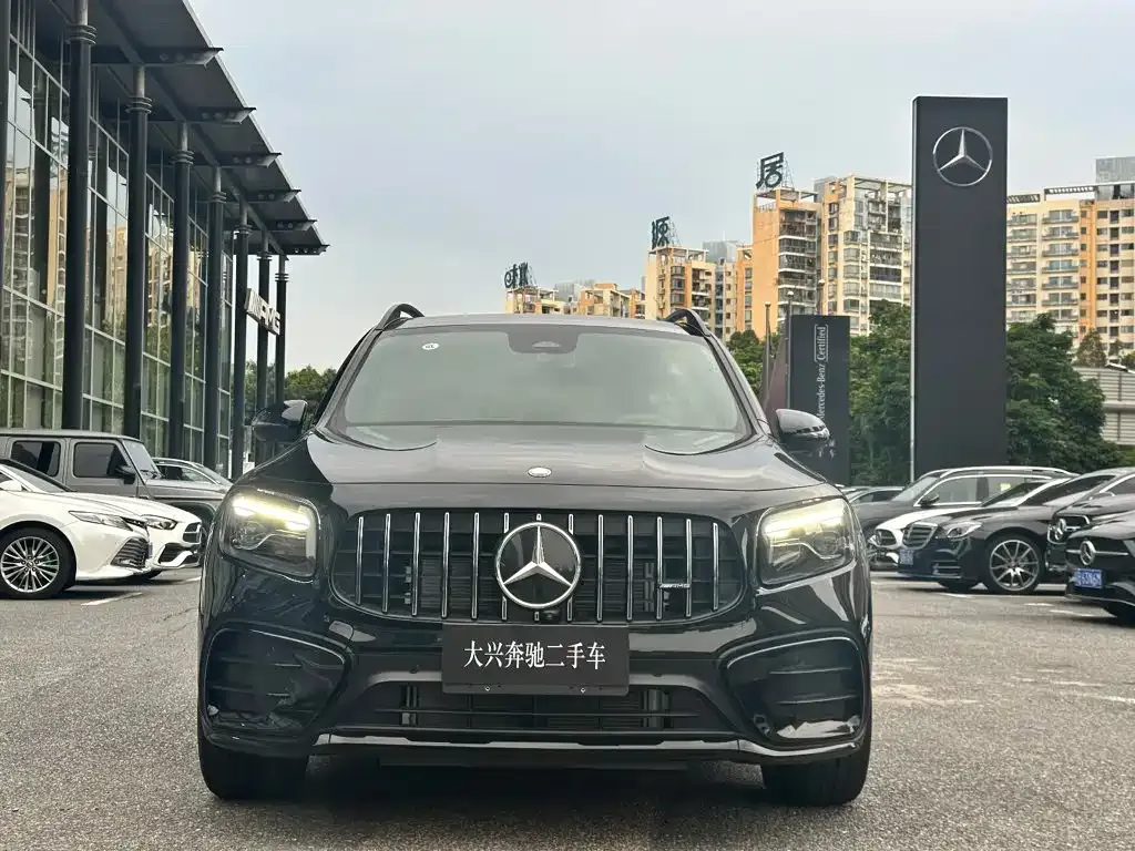 Mercedes-Benz GLB AMG — фото 4