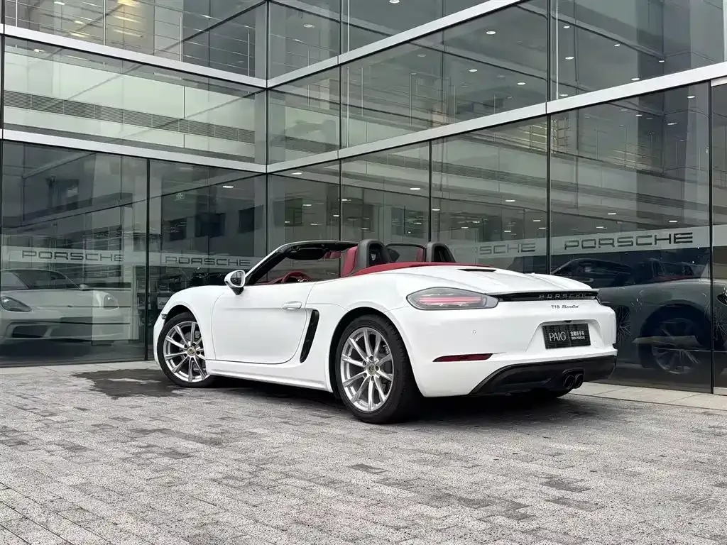 Porsche 718 — фото 6