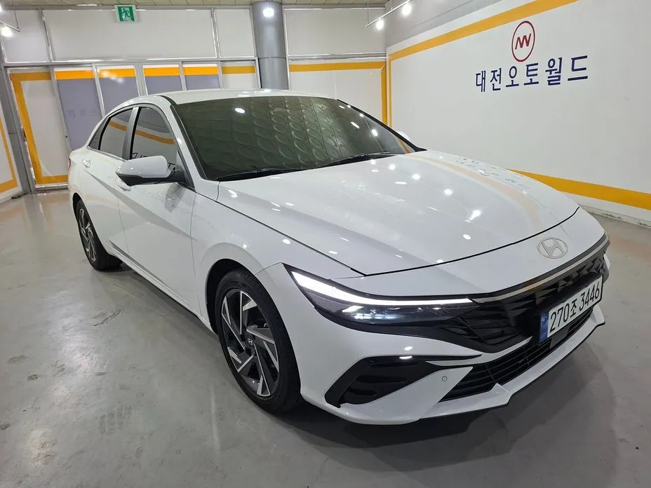 Hyundai AVANTE — фото 8