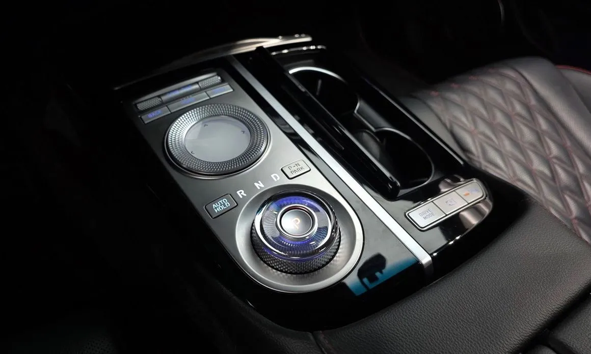 Genesis G80 — фото 3