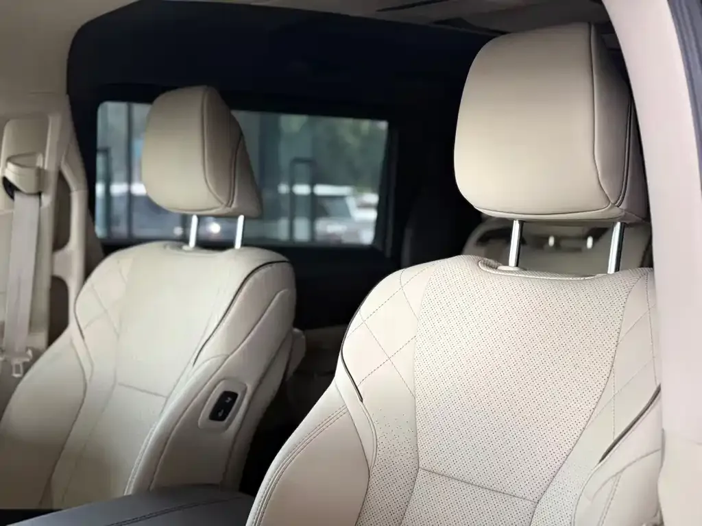 Toyota Alphard — фото 6