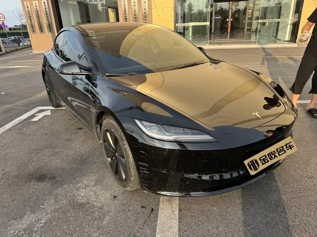 Tesla Model 3 — фото 6