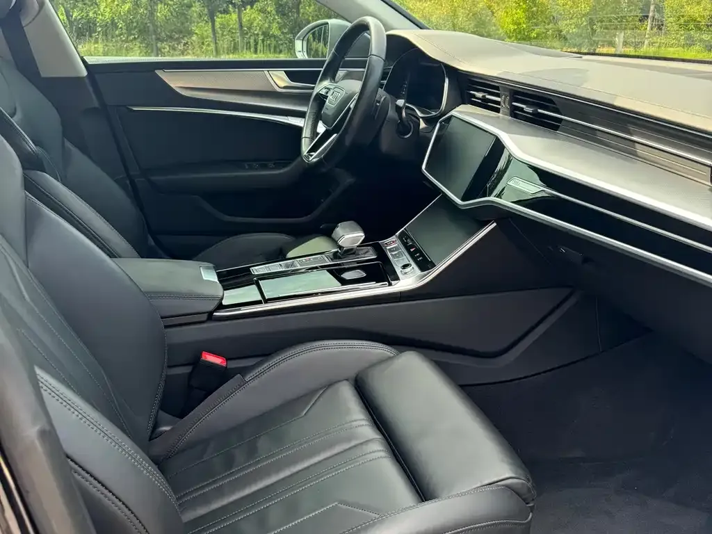 Audi A7 — фото 2