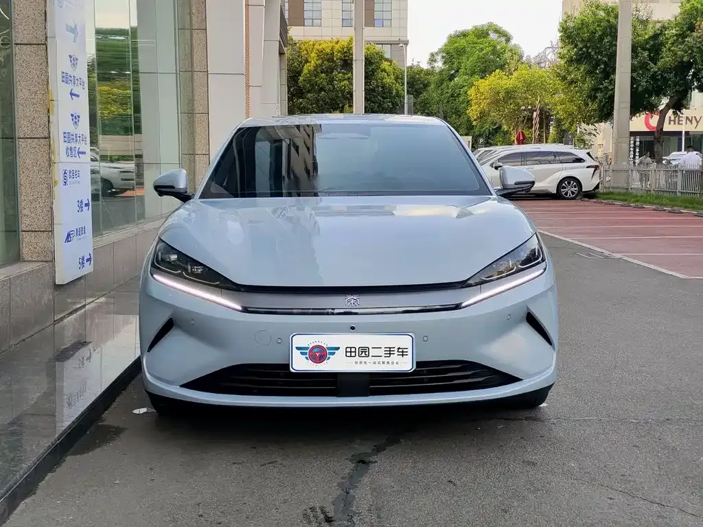 BYD Qin L — фото 4