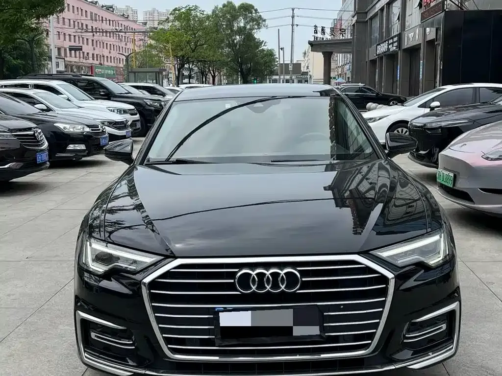 Audi A6L — фото 7