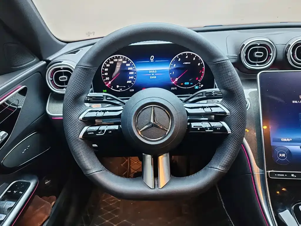 Mercedes-Benz C-Class — фото 10