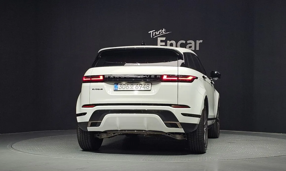 Land Rover Range Rover Evoque — фото 6