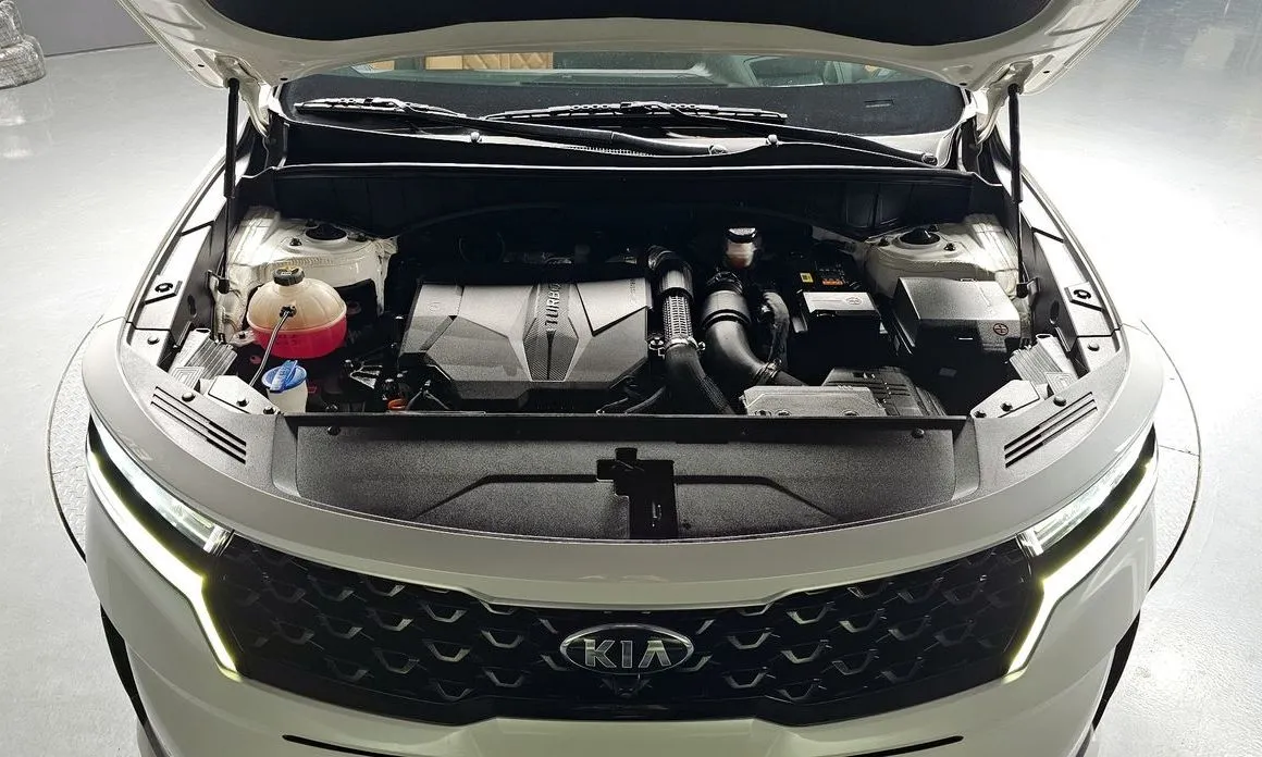 Kia Sorento — фото 10