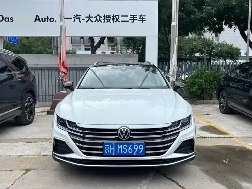 Volkswagen CC — фото 10