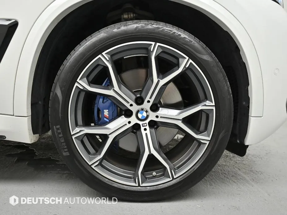 BMW X5 — фото 10