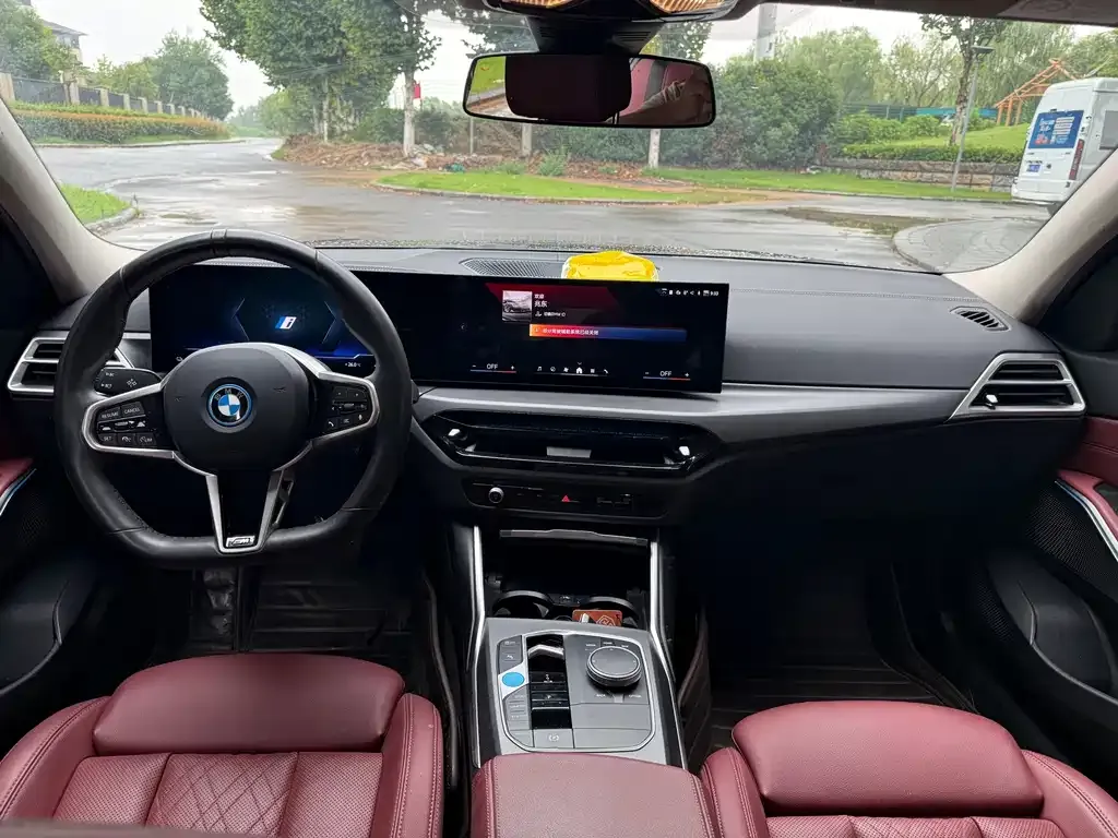 BMW i3 — фото 2