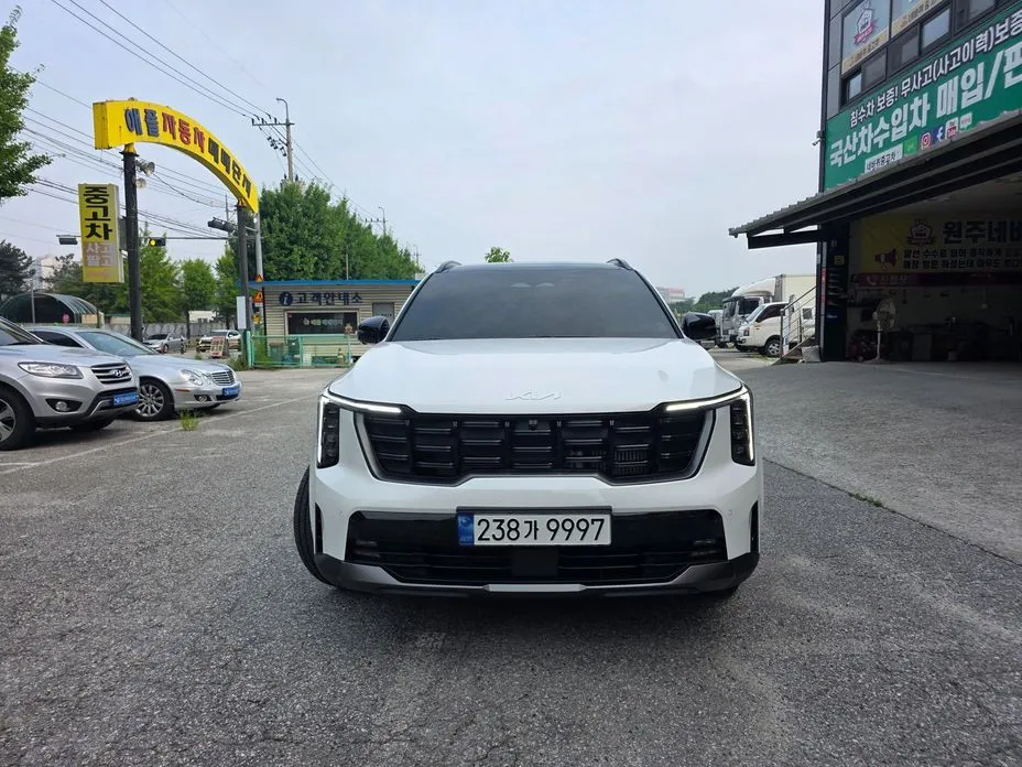 Kia Sorento — фото 8