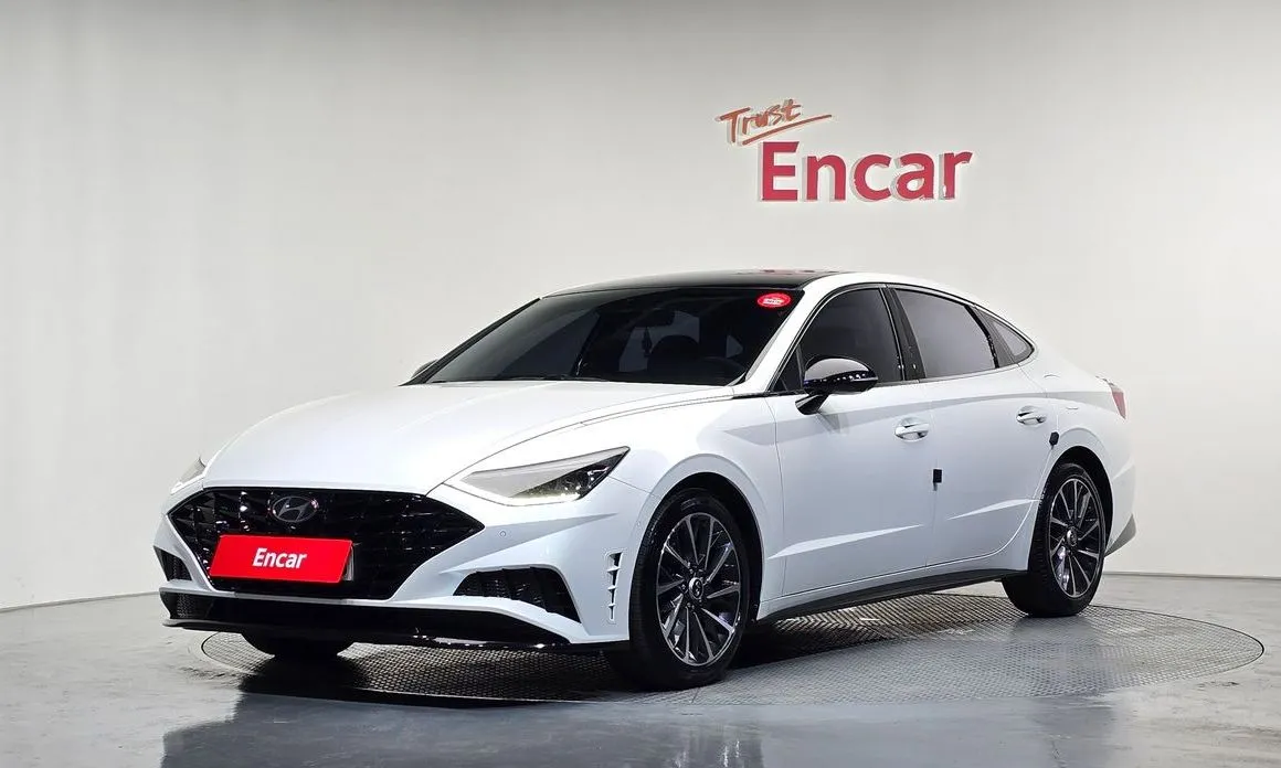 Hyundai Sonata — фото 1