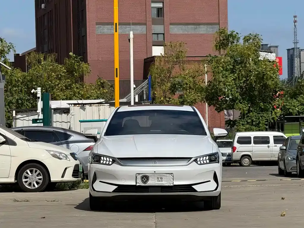 BYD Qin PLUS — фото 6