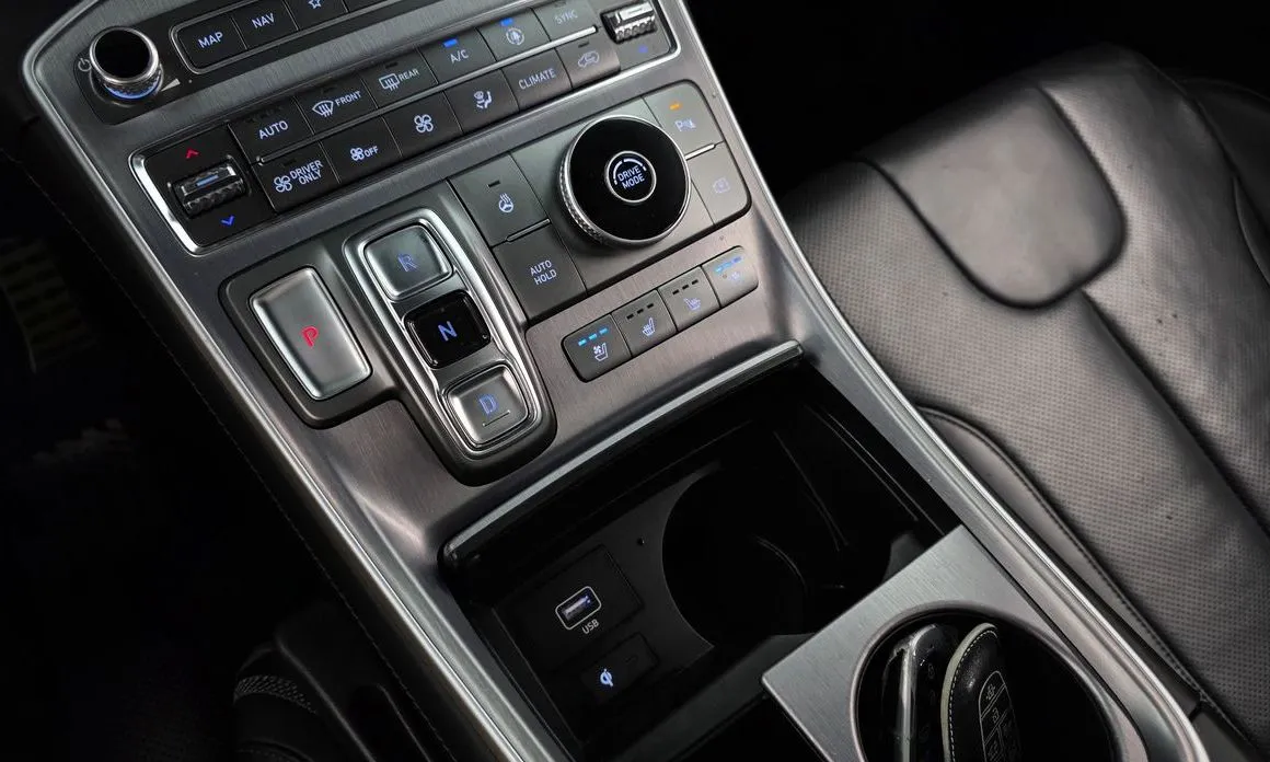 Hyundai Santafe — фото 8