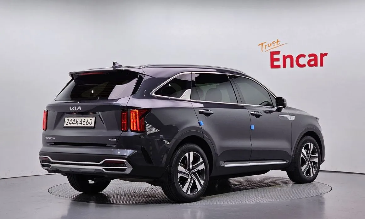 Kia Sorento — фото 4