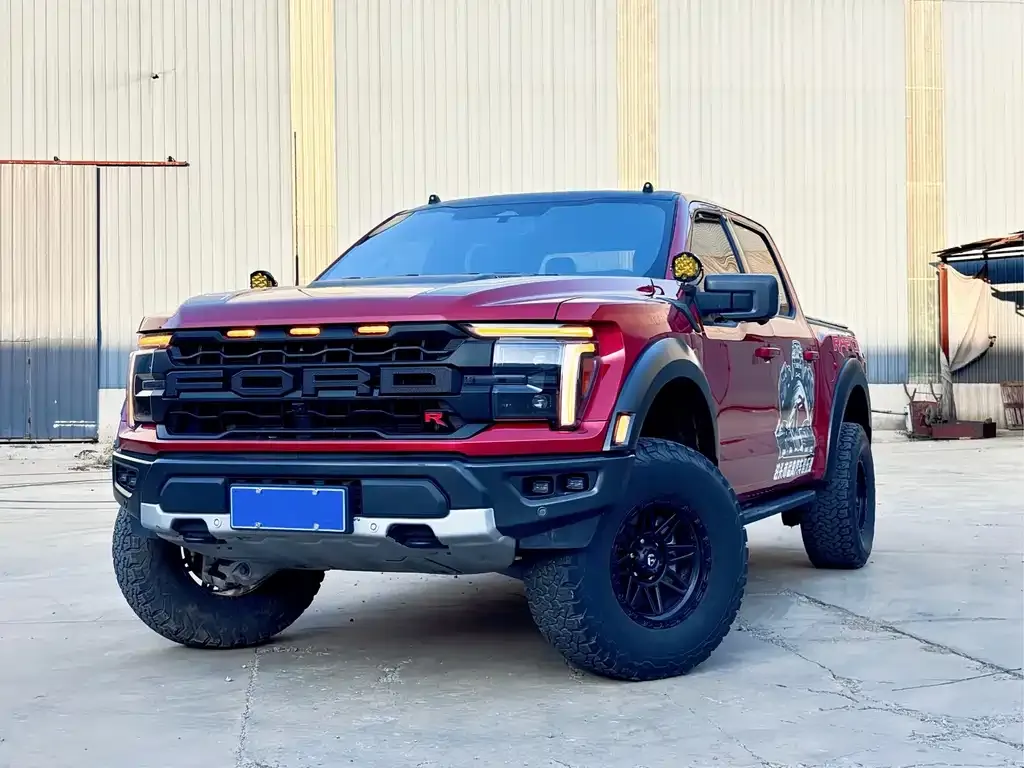 Ford F-150 Raptor — фото 1