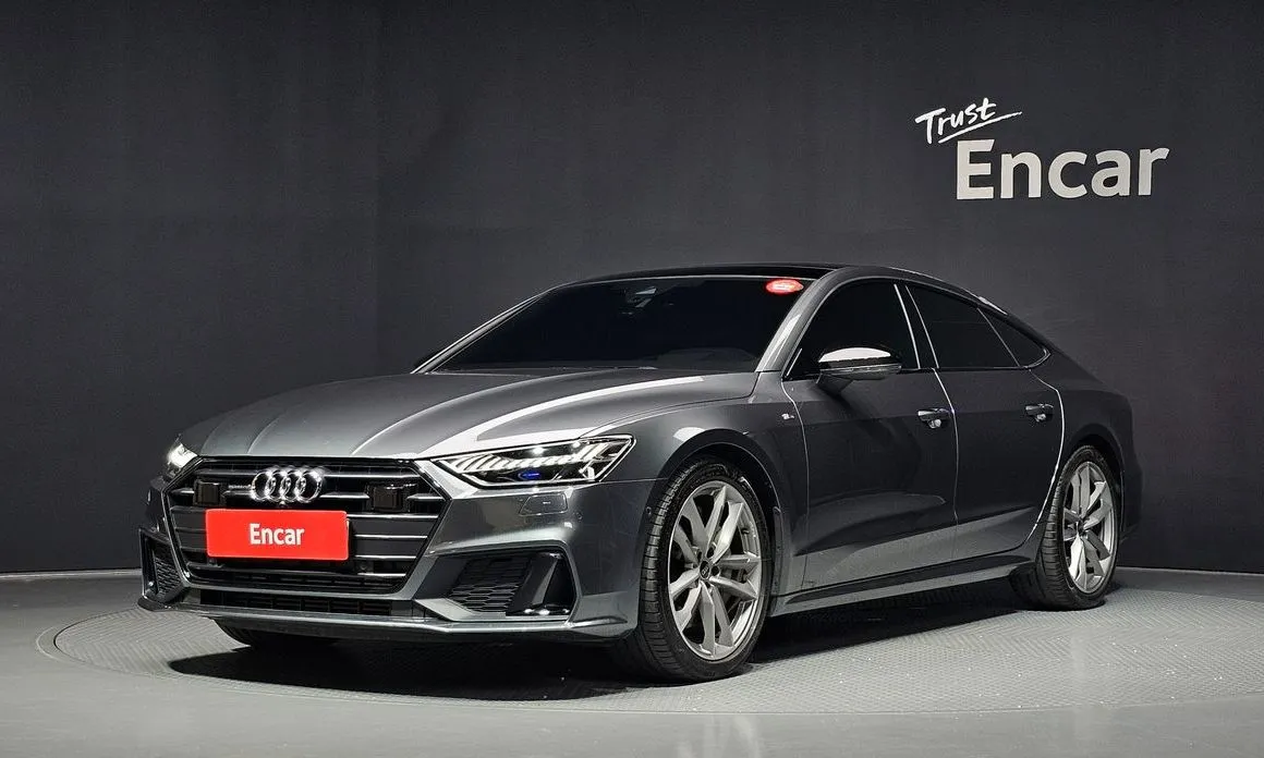 Audi A7 — фото 1