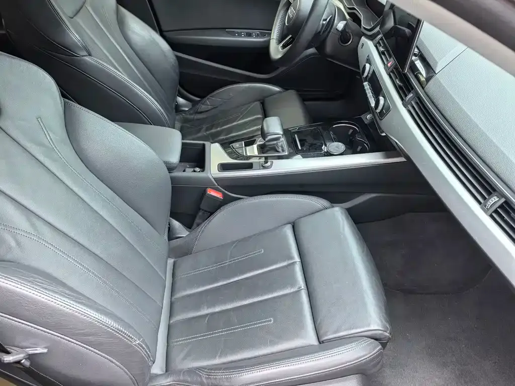 Audi A5 (Import) — фото 7