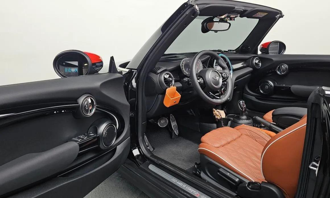Mini Cooper Convertible — фото 6