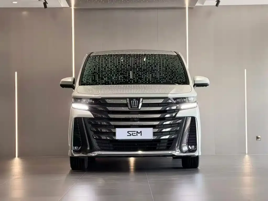 Toyota Vellfire — фото 6