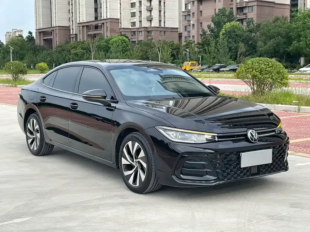 Volkswagen Passat — фото 8