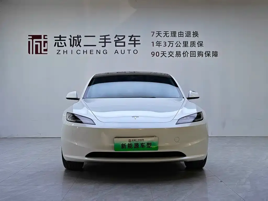 Tesla Model 3 — фото 4