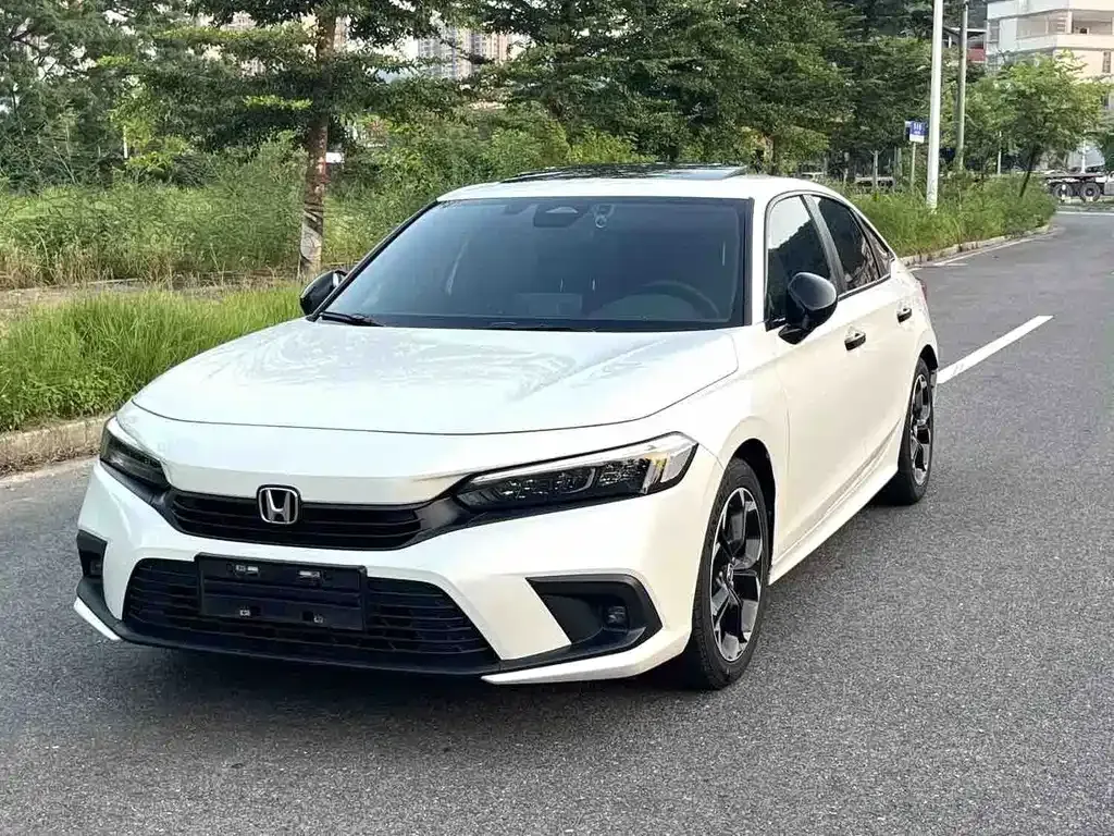 Honda Civic — фото 1