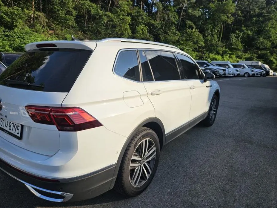 Volkswagen Tiguan — фото 6