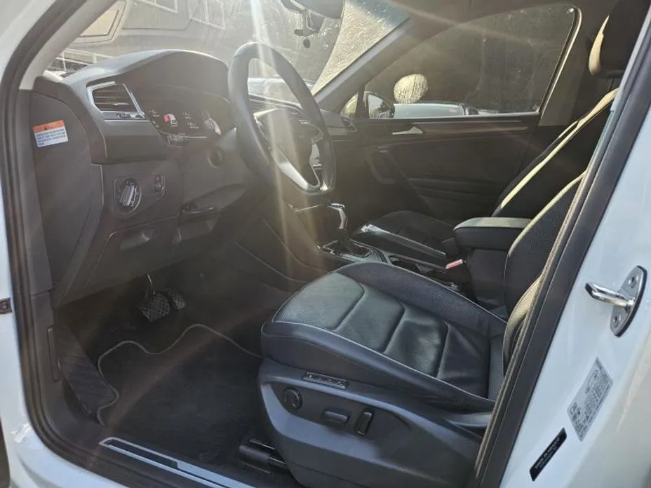 Volkswagen Tiguan — фото 4