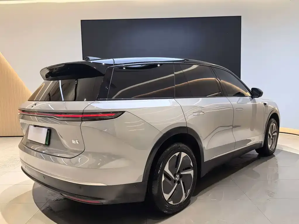 NIO ES8 — фото 3