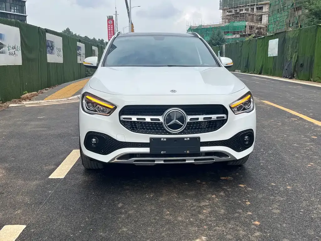Mercedes-Benz GLA — фото 9