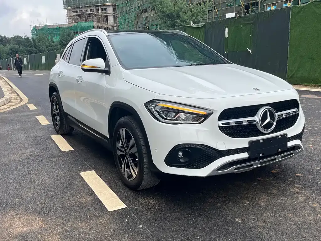 Mercedes-Benz GLA — фото 7