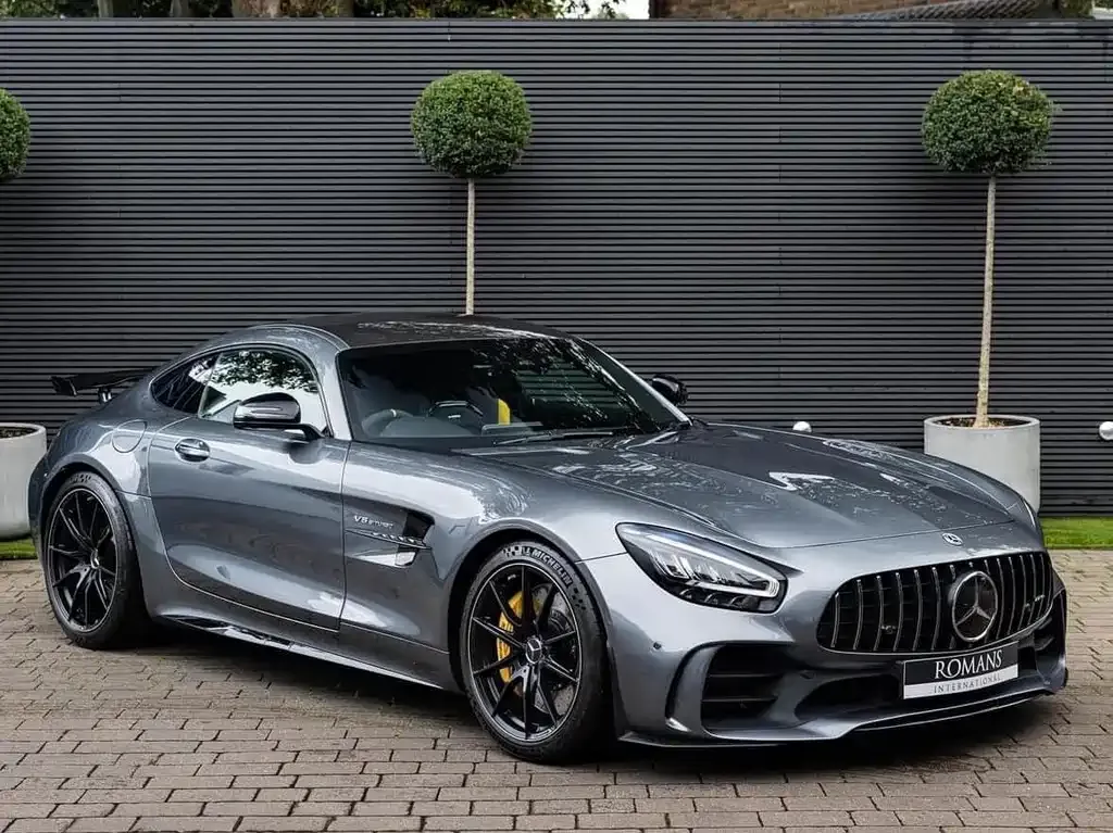 Mercedes-Benz AMG GT — фото 1