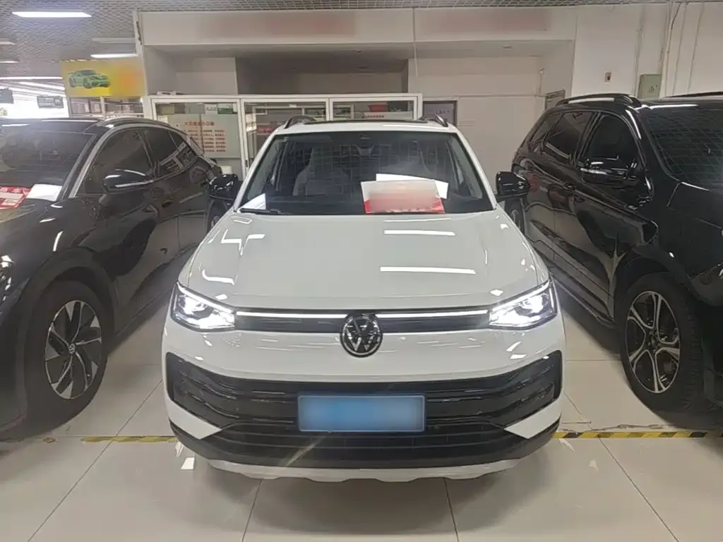 Volkswagen Tharu — фото 2