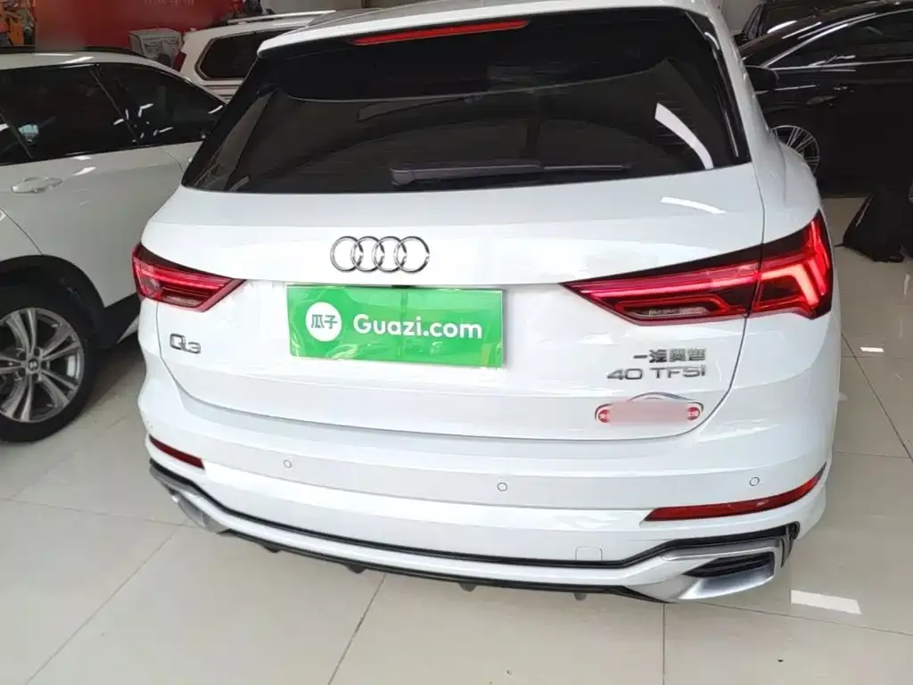 Audi Q3 — фото 10