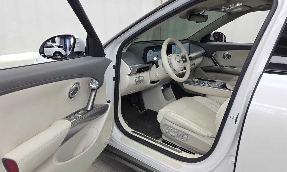 Genesis GV60 — фото 10