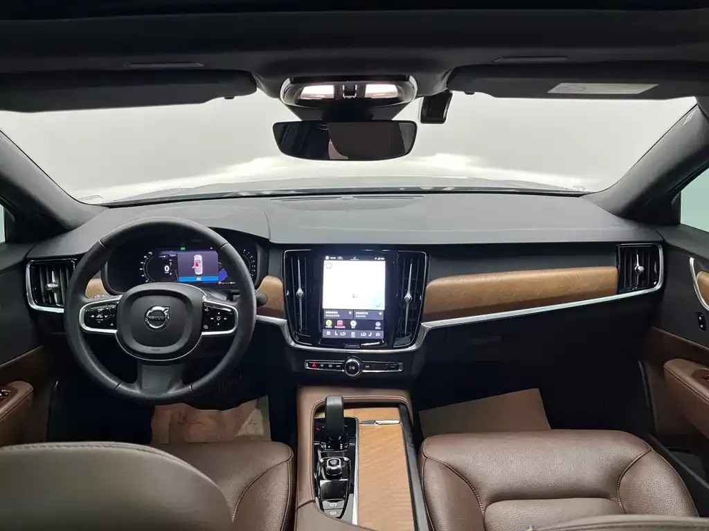 Volvo S90 — фото 10