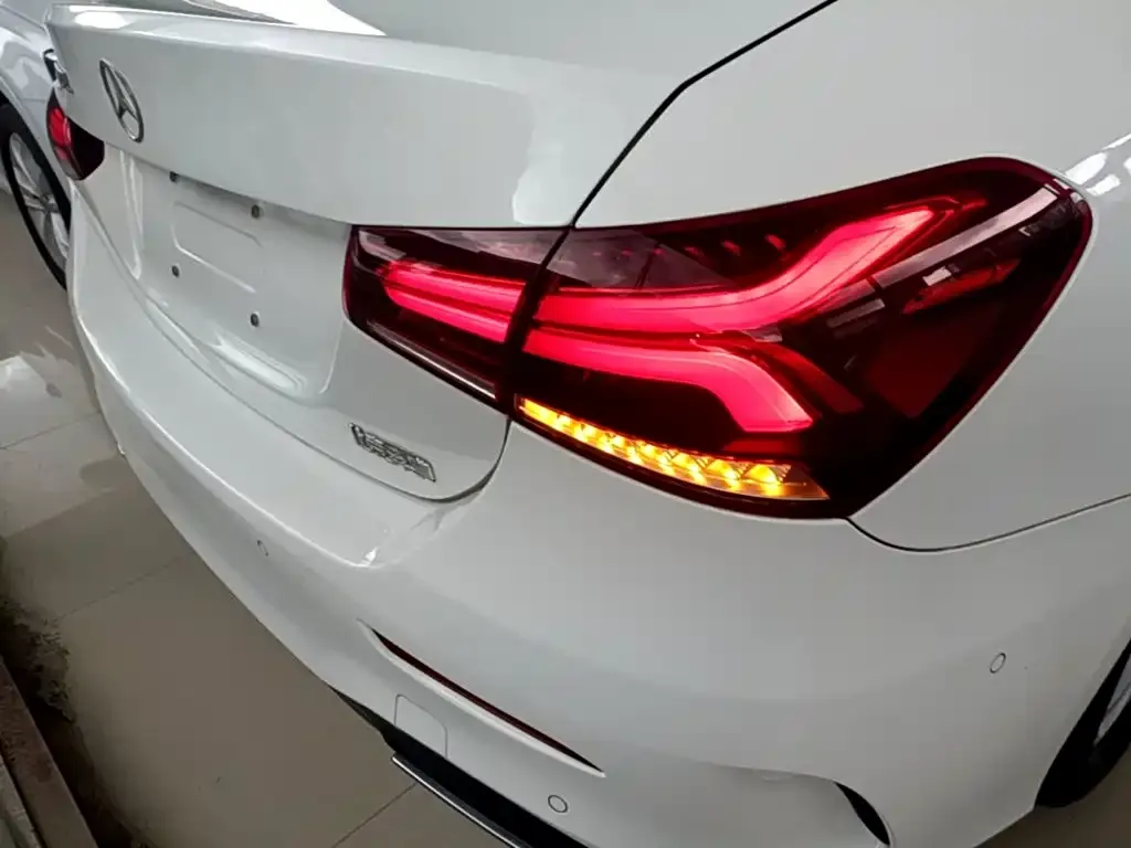 Mercedes-Benz A-Class — фото 9