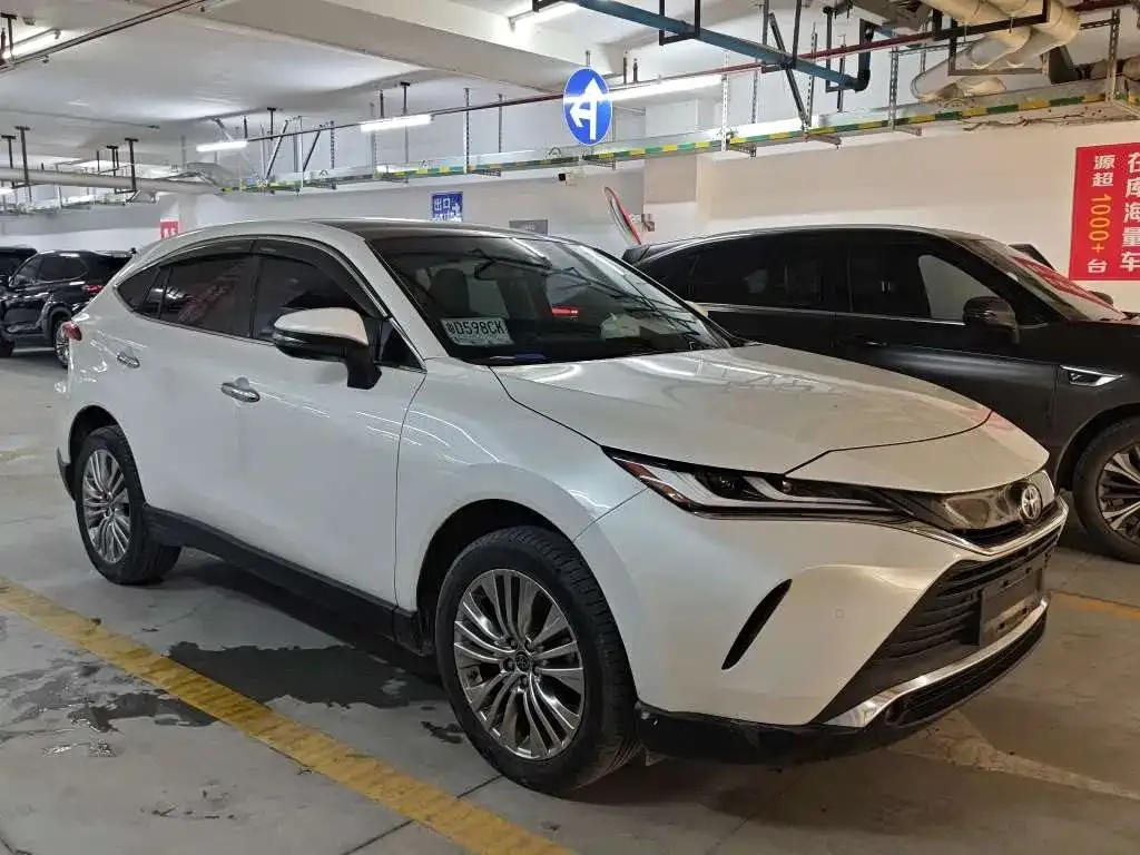 Toyota Harrier — фото 8