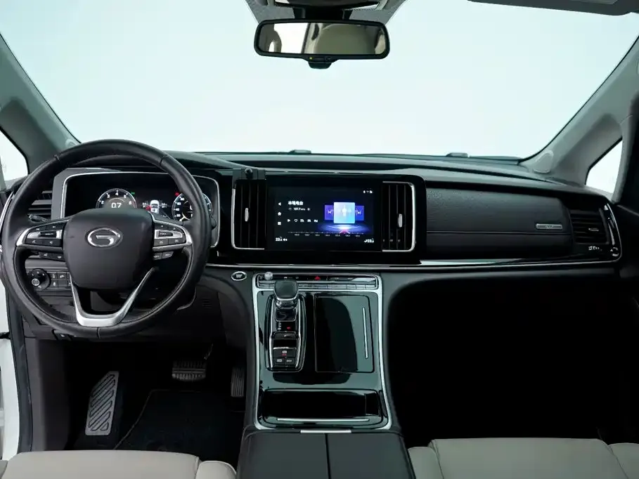 GAC Motor Trumpchi M8 — фото 9