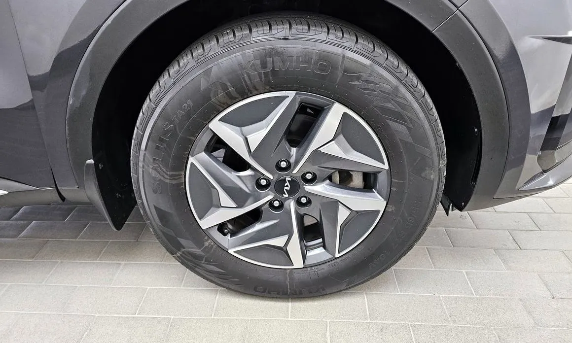 Kia Sorento — фото 10